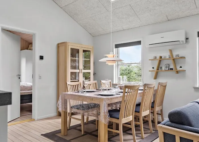 3 Bedroom Cozy In Dom wakacyjny